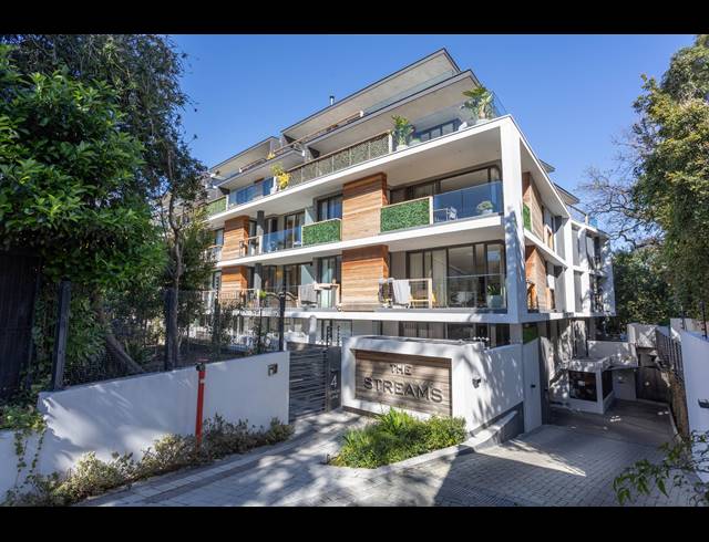 2 BEDROOM APARTMENT TO LET IN NEWLANDS